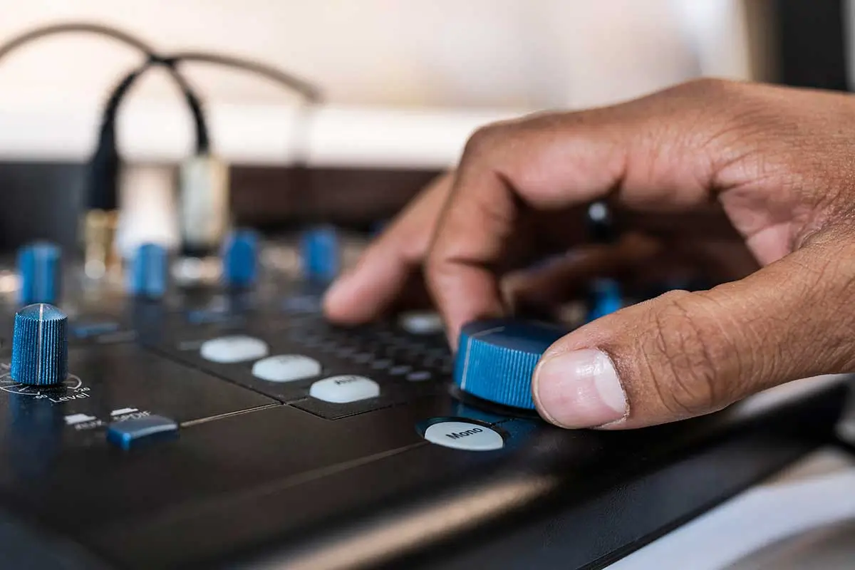 Descubra a nova forma revolucionária de criar música com o SUNO AI Descubra a nova forma revolucionária de criar música com o SUNO AI